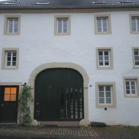 Living-in-History: Historischer Charme und Design Dudeldorf Exterior foto